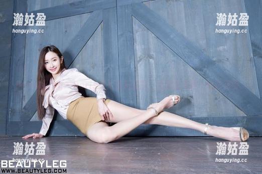 Beautyleg-Doris Beautyleg - Doris美足最新套图,仿佛在邀你一起犯花痴。
