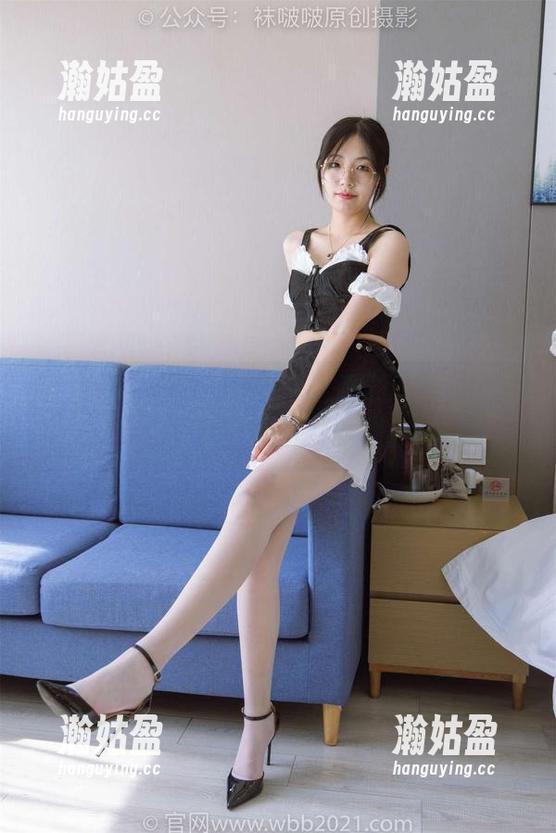 BoBoSocks袜啵啵-果冻 BoBoSocks袜啵啵 - 喜感满满的果冻,配上麦昆鞋,这张原图再看一遍!