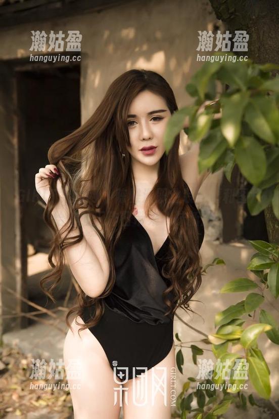 GIRLT果团网-陈雅漫 GIRLT果团网 - 陈雅漫职业装,福利图片给你的工作日带来一抹新风!