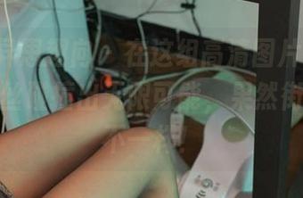 IESS异思趣向 – 在这组高清图片中，婉萍的肉丝碰撞出无限可能，果然街拍就是不一样！