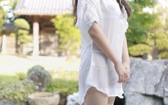MFStar模范学院 – 妞妞koko的短裤传奇:原图中隐藏的小尴尬,精选却透露出无限可能!