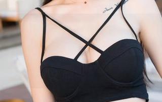 MiStar魅妍社 – 网袜与FoxYini孟狐狸的高清写真作品集，唉，这种搭配不是偶然吧？