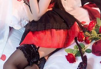 Momoko葵葵最新自拍盘点：这张我得给好友发，顺便让她脸红一下！