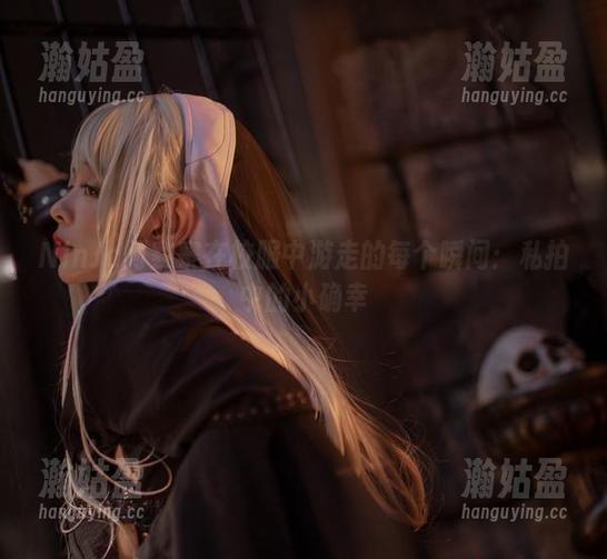 NinJa阿寨寨在校服中游走的每个瞬间：私拍中的小确幸