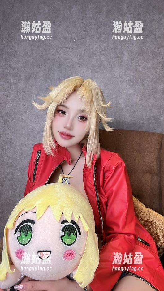 如女王般优雅，PuyPuyChan作品合集大揭秘