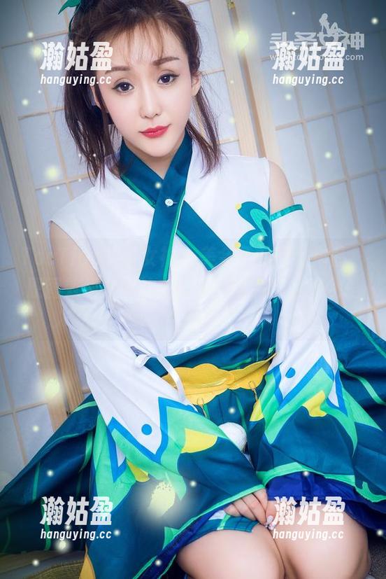 TouTiao头条女神 - 美会子的网袜作品，原图效果妙得让我直呼：这到底是美还是奇迹？