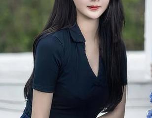 Xiuren秀人网 – 美图在手，Egg尤妮丝出奇的吊带照带给我无限遐想，想问她的搭配秘诀！