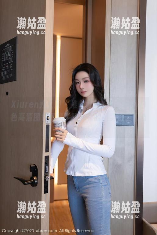 Xiuren秀人网-Kikibaby Xiuren秀人网 - 准备好被Kikibaby白色高清图包震撼了吗?真的是美到让人心慌。