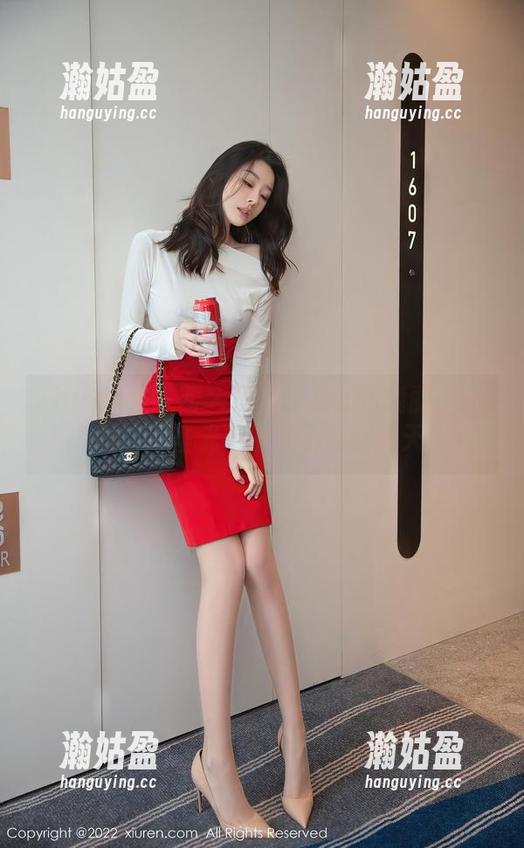 Xiuren秀人网-伍晓丽Shirley Xiuren秀人网 - 厉害了我的伍晓丽Shirley,无圣光下的美脚实在逆天!
