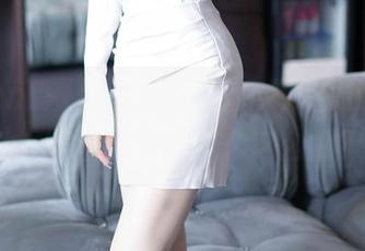 Xiuren秀人网 – 说好的定制，周jojobaby的油亮作品怎么这么撩？