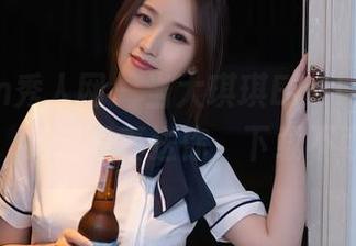 Xiuren秀人网 – 当大琪琪Emily遇上她的女友，高清写真送你，下载不可错过！