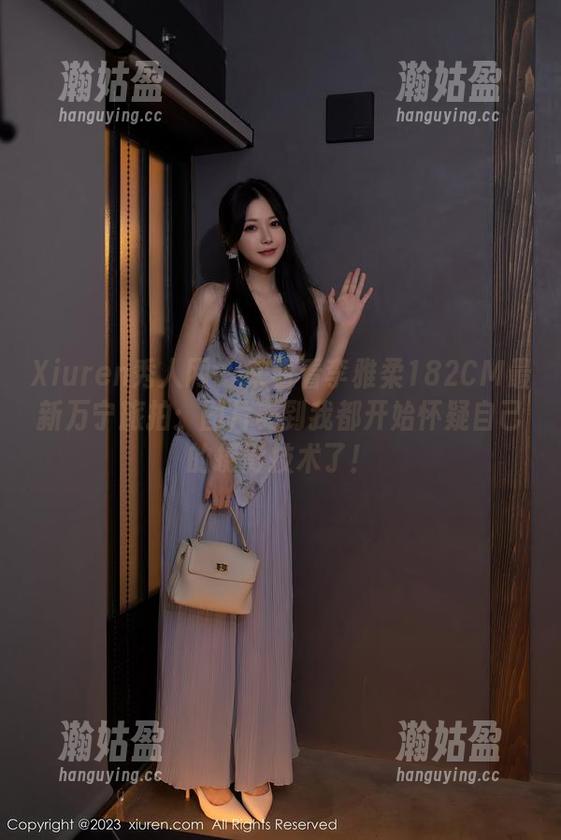 Xiuren秀人网-李雅柔182CM Xiuren秀人网 - 来看看李雅柔182CM最新万宁旅拍:图片美到我都开始怀疑自己的摄影技术了!