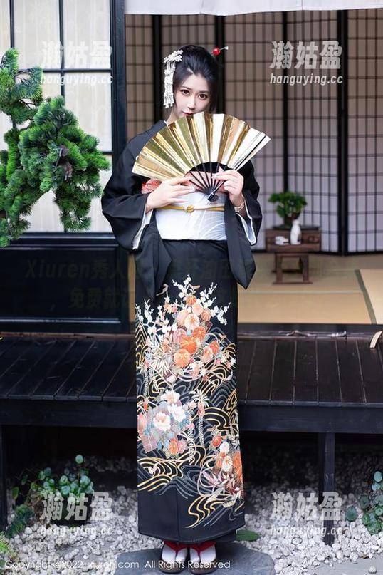 Xiuren秀人网 - 点开油田溪溪兔女郎合集，免费就让人心动，这是什么操作？