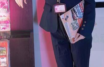 Xiuren秀人网 – 蕾丝轻抚心弦：韩珊珊的精选写真集，让人瞬间心动