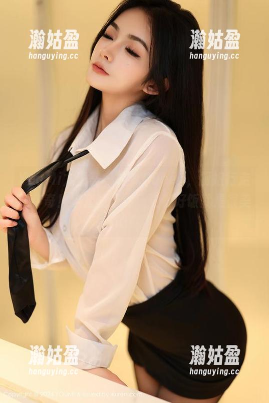 YouMi尤蜜荟-左冰Queen YouMi尤蜜荟 - 左冰Queen,厨娘行走的传奇!这套图让你感觉做好饭就是很美的事!