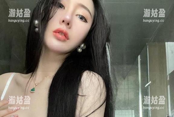 微密圈 - 看！不爱笑的赛琳最新黑丝系列照片，黑色不仅仅是个颜色，还是种内涵哦