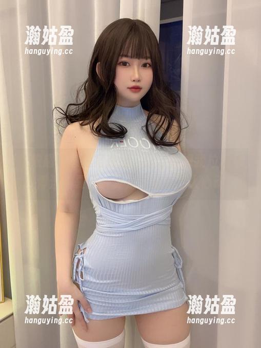 依依超级懒 依依超级懒短裙在线,分分钟把我拉回那些青涩的夏天,真是怀旧得令人心动!