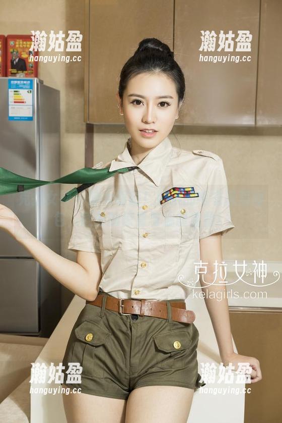 克拉女神 - 睁大眼睛！钟淇的毛衣私房图包，意外的惊喜与温暖重叠！