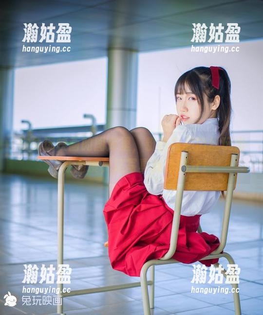 兔玩映画 在兔玩映画的图库里,粉色裙和肉丝玩出了新高度,这写真我给满分!