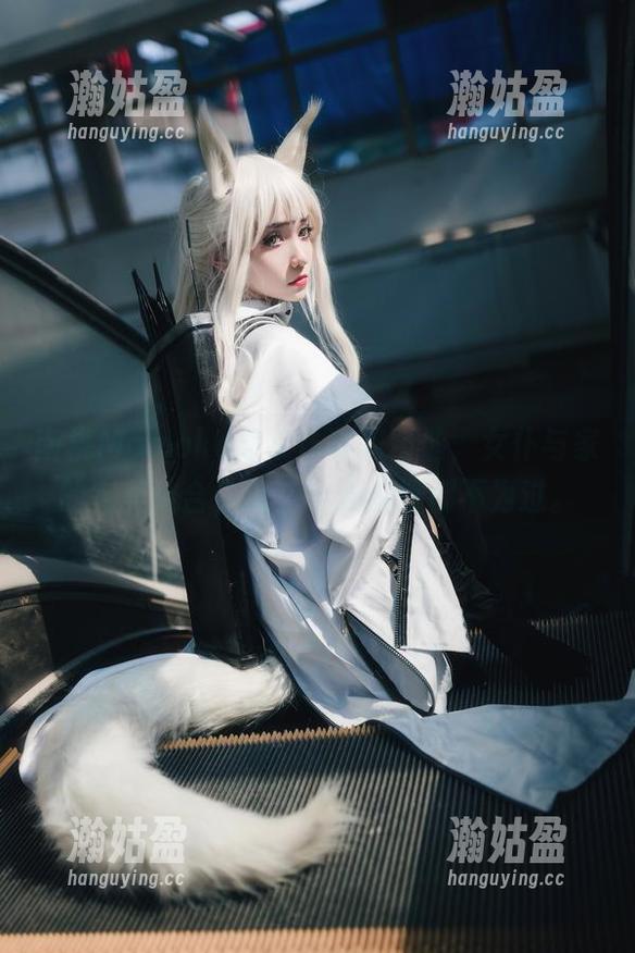 南桃Momoko 南桃Momoko的女仆美图精选,女仆与家的完美结合,怎么小心翼翼都不为过。