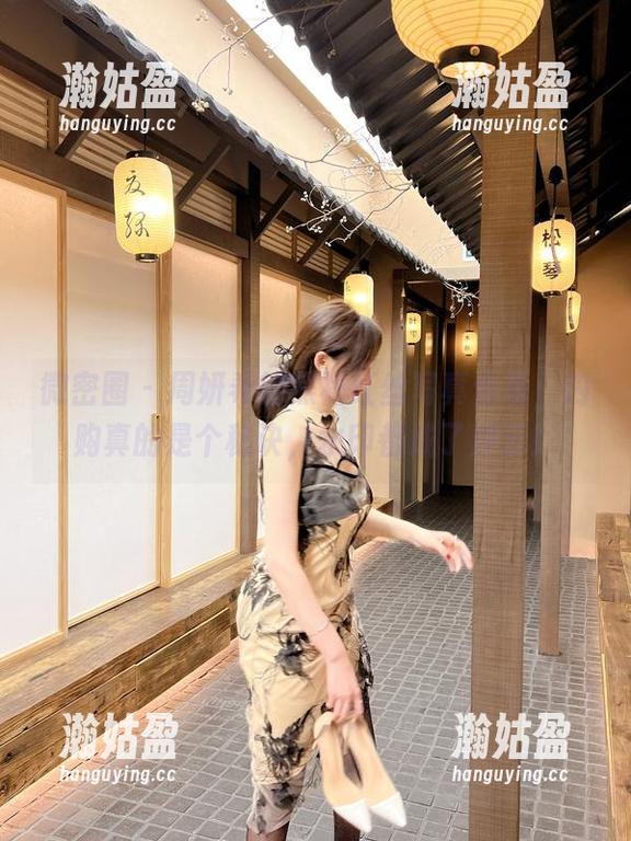 微密圈 - 周妍希的黑裙红丝写真合集，内购真的是个秘诀，水印都成了浮云！