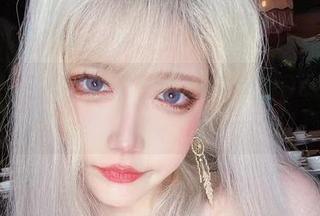 谁说金发芭比只能在梦里？啾小妍Deer的写真让我怀疑我是不是也会飞！