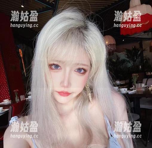 啾小妍Deer 谁说金发芭比只能在梦里?啾小妍Deer的写真让我怀疑我是不是也会飞!
