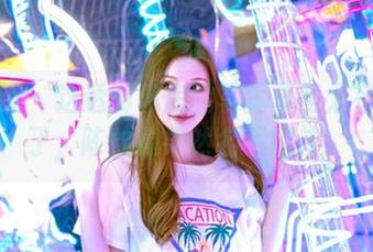 嗲囡囡 – 这透明私房的写真真是太有意思了，陈怡曼果然名不虚传！