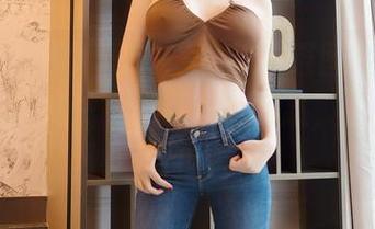 嗲囡囡 – 陈雅漫VICKY的校服图包来了，免费！感受一下这波青春气息，是不是想回到校园？