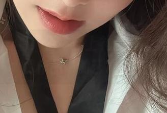 微密圈 – 看！奶雯穿上礼服，简直就是免费作品中的艺术品！