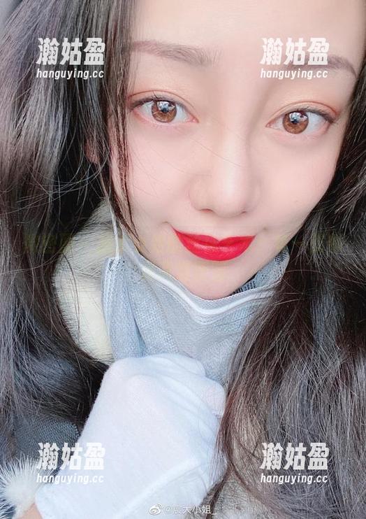 微密圈 - 宸大小姐的丝袜艺术：每一张都是高清图鉴