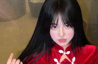 微密圈 – 无圣光也能闪耀，快来看小优优子的纯白写真，反正我都觉得她藏了个宇宙！