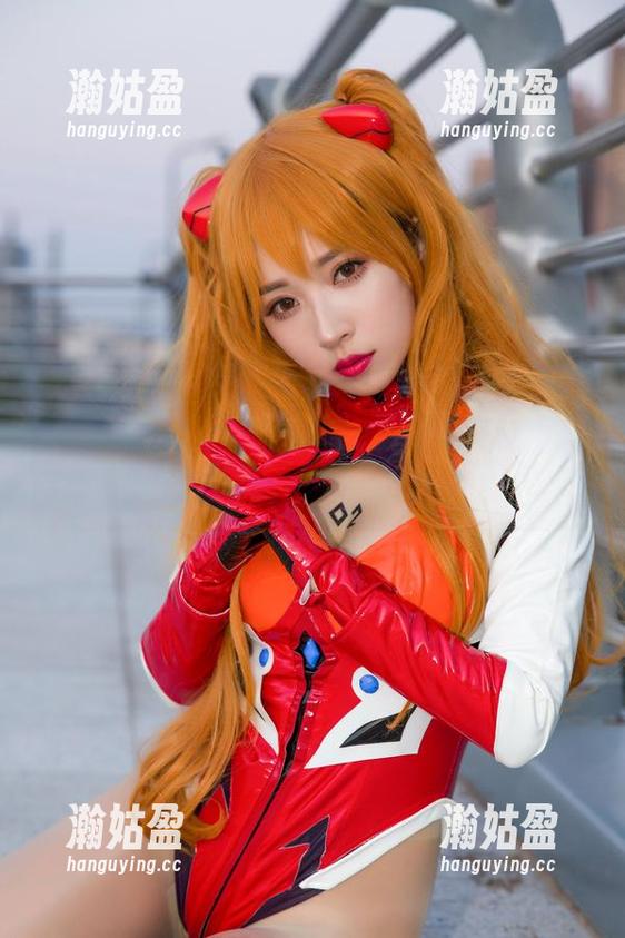 小女巫露娜 小女巫露娜的美图,让我每次打开都像踏上深航,心情瞬间就飞起来!