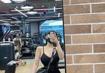 微密圈 – 观看左公子666性感紫色合集，让你彻底领悟什么叫‘花儿为什么这样红’！