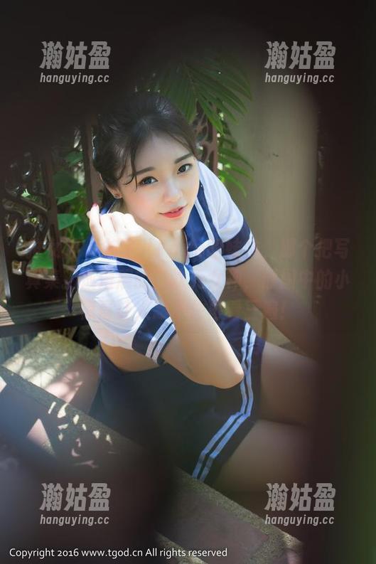 推女神 - 刘飞儿Faye的妹妹，那个把写真集拍成漫展的二次元女神，原图中的小惊喜让人忍不住再看三遍！