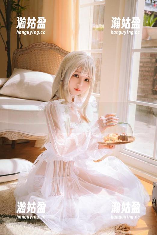 日奈娇的吉他妹妹，曲调未必动人，但这写真绝对让人停下脚步，自我沉醉！