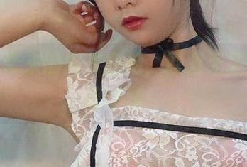是青水带来的内衣自拍，原图无圣光，质感爆棚！