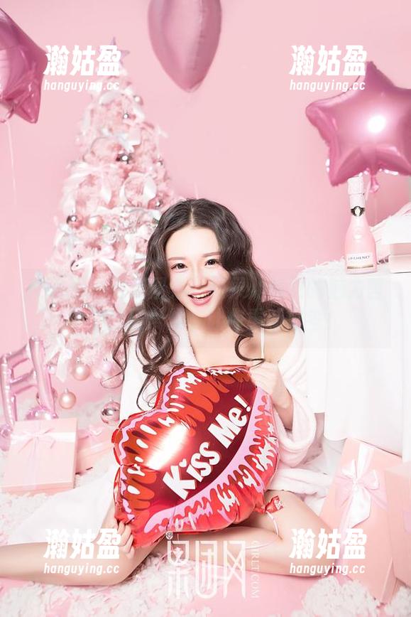 果团网 - 免费图集：松果儿修女的魅力哲学，打破常规，让你重新思考！