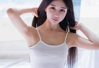 果团网 – 通灵儿护士写真集：下载一波，糖分满满的温柔