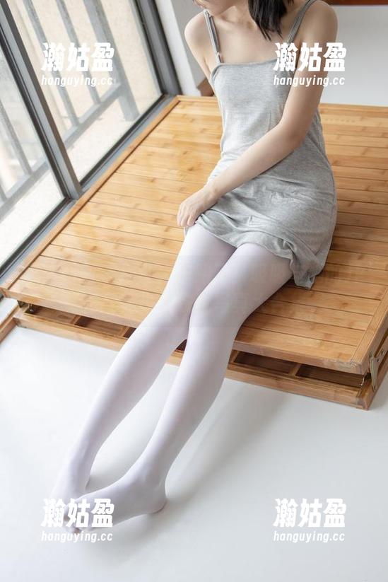 森萝财团-吸吸 森萝财团 - 别让火车跑了!吸吸与她的Jk白丝美少女铁轨写真大合集