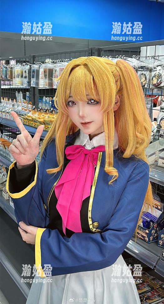 又见楚楚子w，少女作品集更新，瞧瞧她这次拿出了什么迷人的‘招数’！