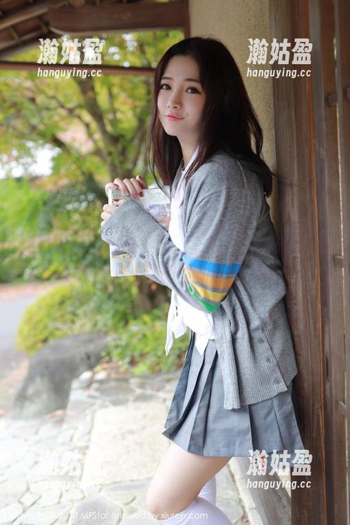 模范学院-糯美子Mini 模范学院 - 高清写真:糯美子Mini,学姐的眼神让我开始质疑我的审美…