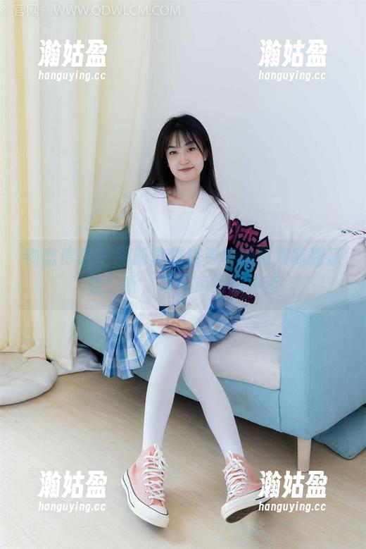 物恋传媒 - 图册里的岚岚与她两双高跟凉鞋：听，她在走路的声音