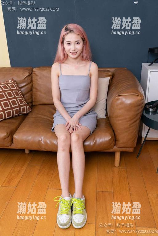 甜予摄影 - 双白棉袜图集：闺蜜的袜子游戏，可爱到让人捧心！