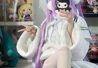 看看白栎Shirly的死库水作品，感觉自己都快被吸入了