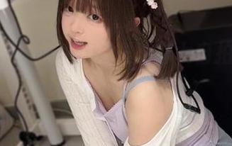 更新！神沢永莉的英梨梨修女自拍，竟然让我怀疑人生！