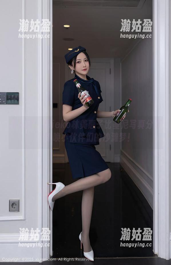 秀人网-Mieko林美惠子 秀人网 - Mieko林美惠子比基尼写真分享,呼唤小伙伴们的沙滩梦!