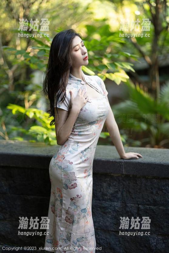 秀人网-伊丽莎有点白 秀人网 - 伊丽莎有点白的修女美图,下载之前最好先准备好你的心脏!