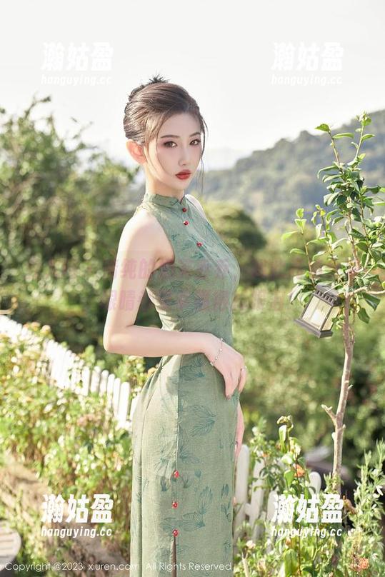 秀人网 - 清纯的奶芙乔乔，如此高清分享，眼睛都要幸福得掉眼泪！