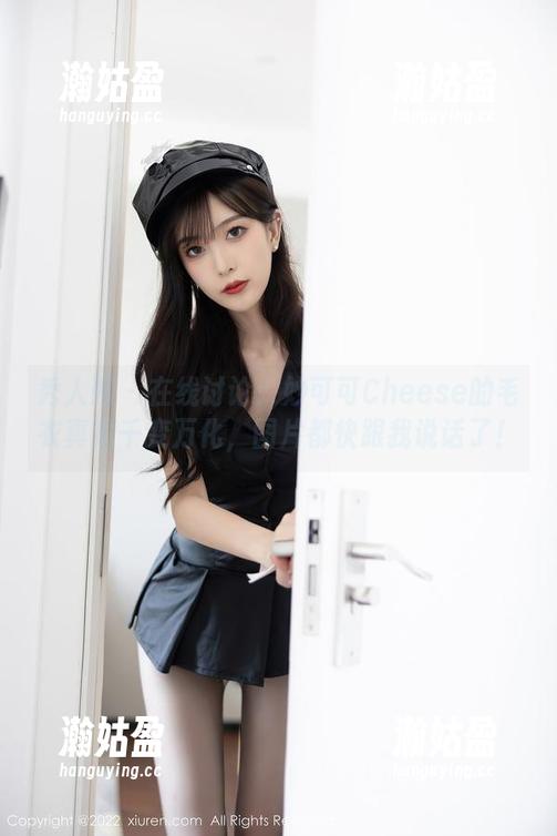 秀人网 - 在线讨论：妙可可Cheese的毛衣真是千变万化，图片都快跟我说话了！